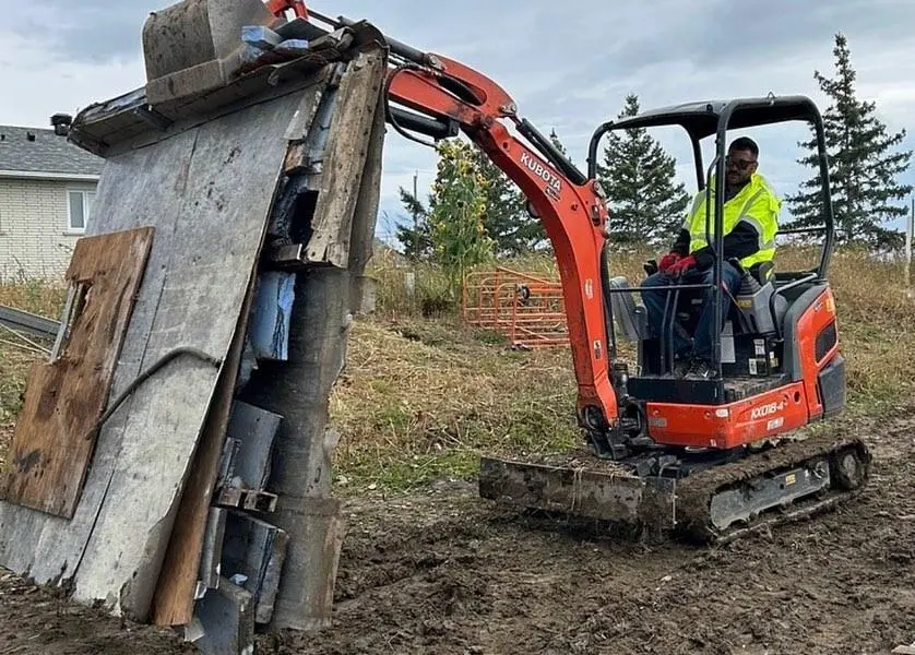 Truck removal and demolition