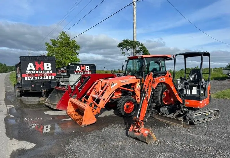 Orange tracktor